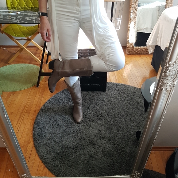 Cowboy boots - Picture 3 of 15